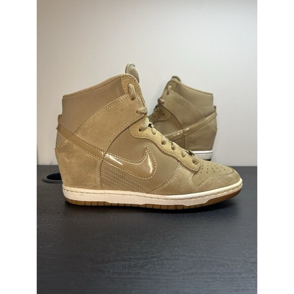 Nike Dunk Sky High Essential Women's Wedge Sneakers Sz 8.5 Desert 644877 #1166 - Picture 1 of 14